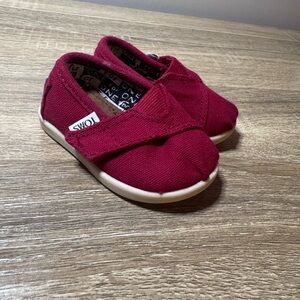 Infant Toms Maroon Slip-On Sneakers